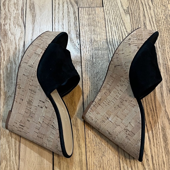 Veronica beard Dali black suede and cork platform wedge sandals - Picture 6 of 7